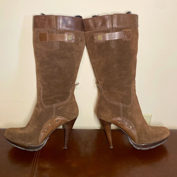 Guess brand, brown heeled boots. Size 8 1/2. - Picture 1 of 13